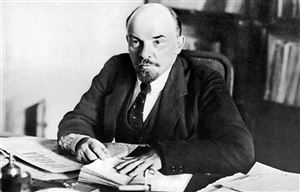 Tình yêu sách và ngoại ngữ của lãnh tụ vô sản Vladimir Ilyich Lenin