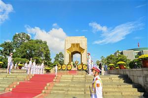Đài tưởng niệm các Anh hùng, liệt sĩ tại đường Bắc Sơn đã hoàn thành công tác cải tạo