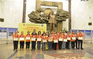 Tập đoàn Dầu khí Việt Nam tổ chức Lễ tuyên dương các học sinh đạt giải quốc gia, quốc tế năm học 2018 – 2019 tại Bảo tàng Hồ Chí Minh