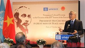 Kỷ niệm 35 năm UNESCO tôn vinh Chủ tịch Hồ Chí Minh tại Pháp