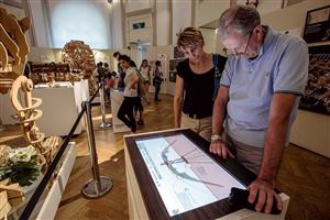 Các bảo tàng và địa điểm du lịch thu hút khách tham quan bằng công nghệ mới