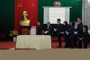 Viên chức, người lao động Khu di tích Kim Liên ủng hộ người nghèo đón Tết Quý Mão - 2023