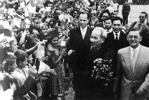 Thực hiện tư tưởng Hồ Chí Minh về đoàn kết quốc tế