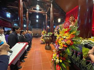 Thủ tướng Chính phủ Nguyễn Xuân Phúc về thăm Khu di tích Kim Liên