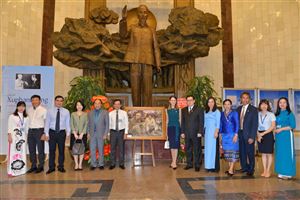 Khai mạc Triển lãm “Chủ tịch Xuphanuvông - Người bạn thân thiết của nhân dân Việt Nam”