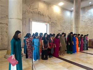 Hội Liên hiệp Phụ nữ 7 tỉnh miền núi phía Bắc thăm Khu di tích quốc gia đặc biệt Pác Bó