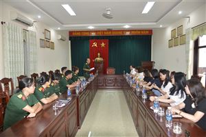 Đoàn công tác Bảo tàng Hồ Chí Minh Trung ương làm việc với Bảo tàng Hồ Chí Minh chi nhánh Quân khu V