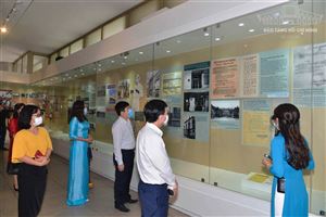 Khai mạc trưng bày chuyên đề “Người đi tìm hình của Nước” tại Bảo tàng Hồ Chí Minh