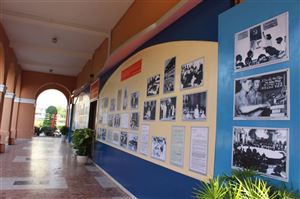 Bảo tàng Hồ Chí Minh - Chi nhánh Thành phố Hồ Chí Minh phối hợp với Bảo tàng Hồ Chí Minh tổ chức trưng bày chuyên đề: “Đảng Cộng sản Việt Nam - 90 năm - Một chặng đường vẻ vang”.