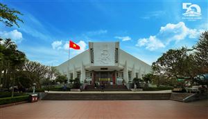 Bảo tàng Hồ Chí Minh - Bông sen trắng tỏa hương giữa lòng Thủ đô Hà Nội