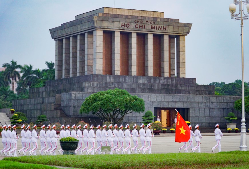Ban quản lý Lăng Chủ tịch Hồ Chí Minh thông báo tiếp tục tổ chức tham quan  khu vực Lăng ngoài thời gian tổ chức lễ viếng