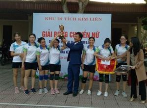 Khu Di tích Kim Liên tổ chức Giải bóng chuyền nữ Chào mừng ngày Đại đoàn kết toàn dân
