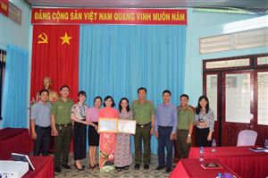 Khu di tích Nguyễn Sinh Sắc nhận Bằng khen của UBND Tỉnh Đồng Tháp về thành tích xuất sắc trong phong trào thi đua “Toàn dân bảo vệ An ninh Tổ Quốc”