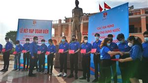 Quận Đoàn 4, thành phố Hồ Chí Minh tổ chức Lễ kết nạp đoàn viên mới dành cho thanh niên trúng tuyển nghĩa vụ quân sự, nghĩa vụ công an năm 2022 tại Bảo tàng Hồ Chí Minh - chi nhánh Thành phố Hồ Chí Minh