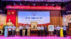 Bảo tàng Hồ Chí Minh tổ chức Lễ tiếp nhận các tác phẩm nghệ thuật về Chủ tịch Hồ Chí Minh của họa sĩ Văn Giáo 